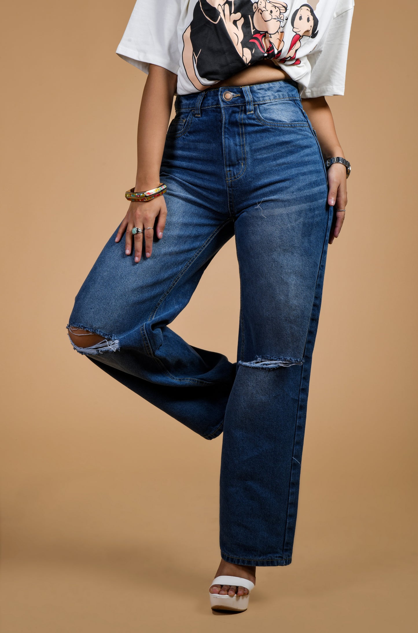 Women Blue Knee Rugged Wide Leg Jeans Closeup View