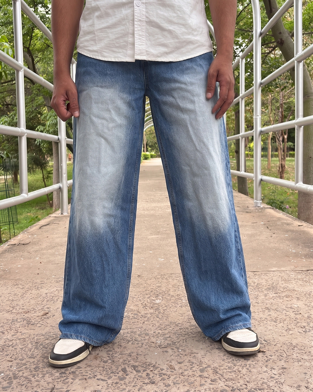 Men Wide Leg Baggy Jeans - Vintage  Acid Wash Light Blue
