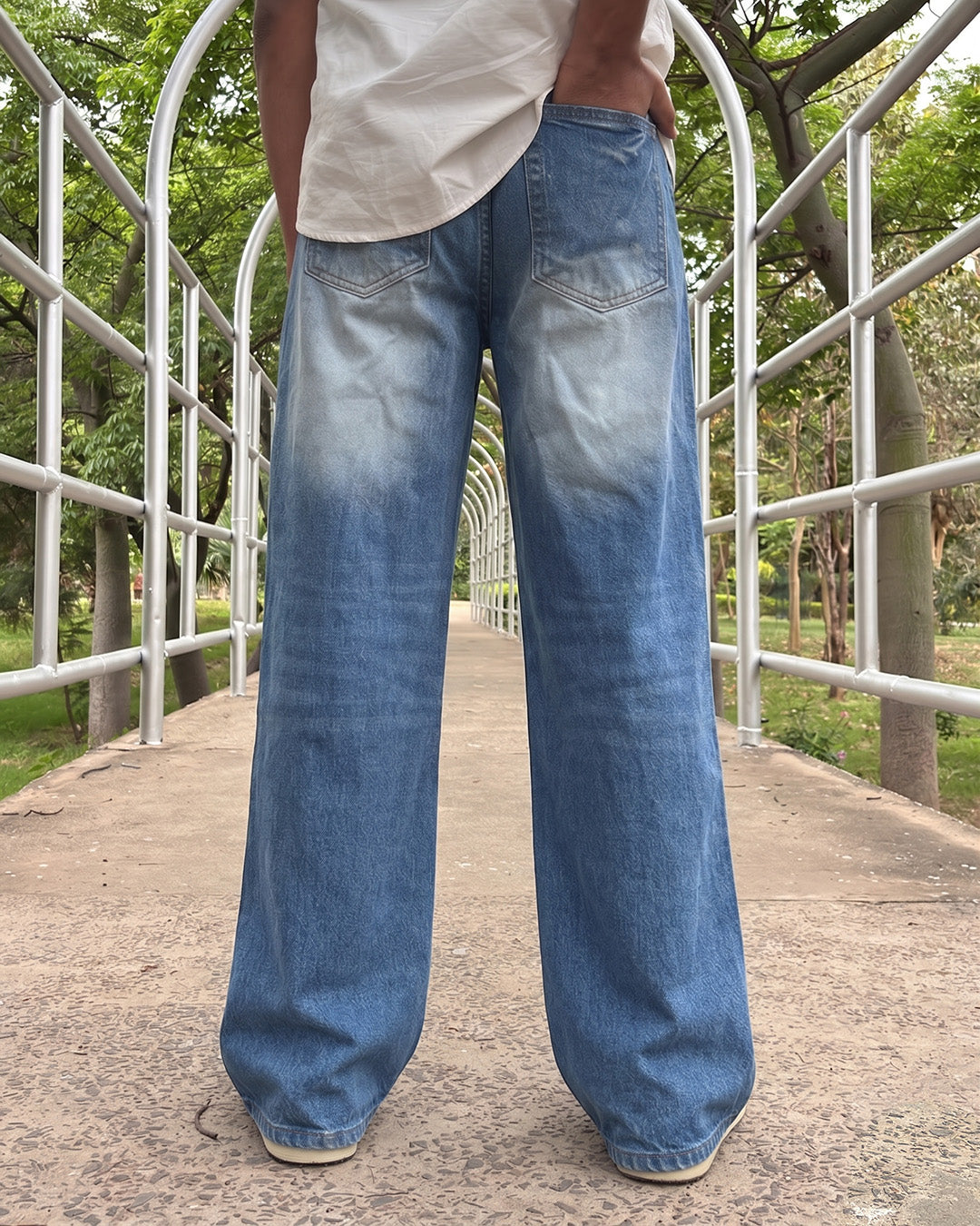 Men Wide Leg Baggy Jeans - Vintage  Acid Wash Light Blue