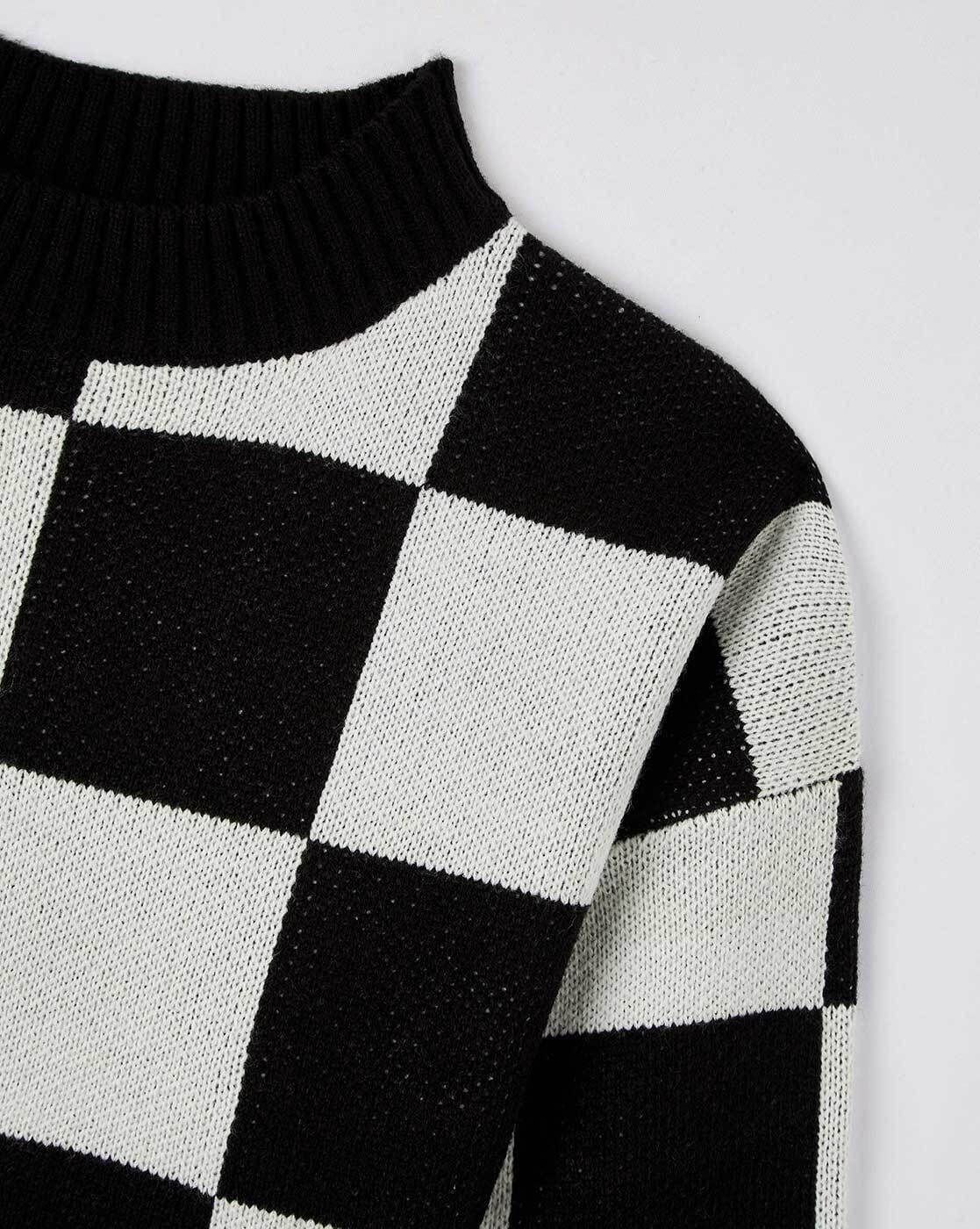 Womens Black & White Checked High-Neck Crop Sweater Fabric View