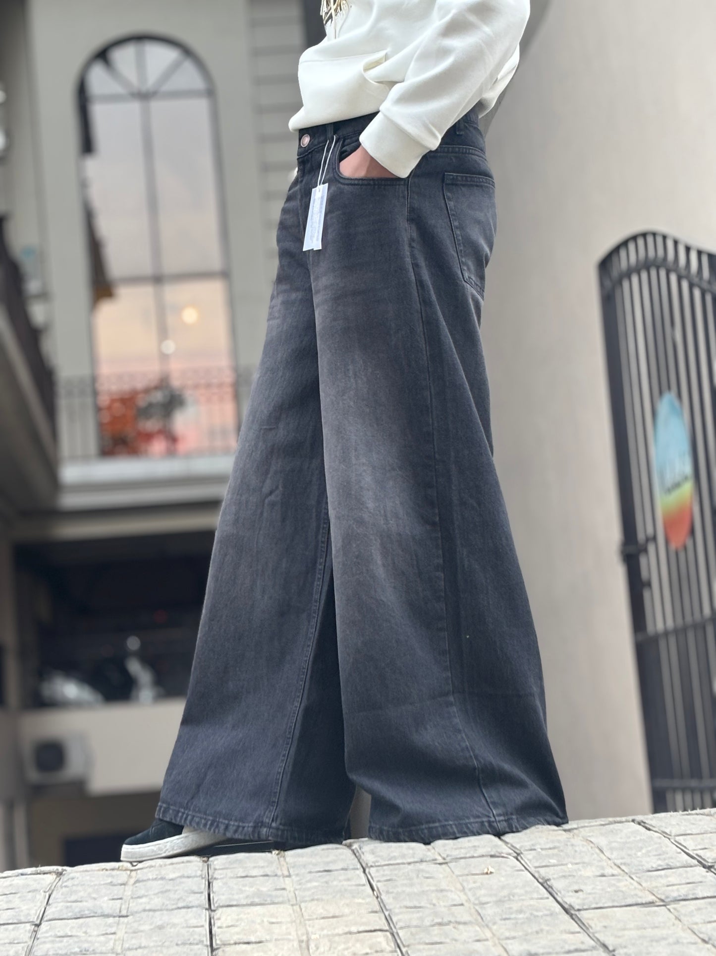 Men's Super Baggy Wide Leg Grey Wash Jeans Side View