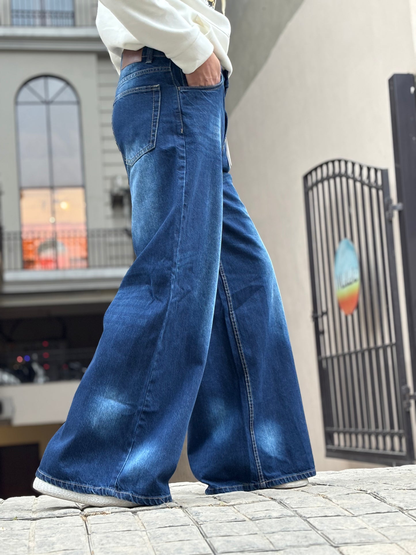 Men's Super Baggy Wide Leg  Dark Blue Wash Jeans Side View