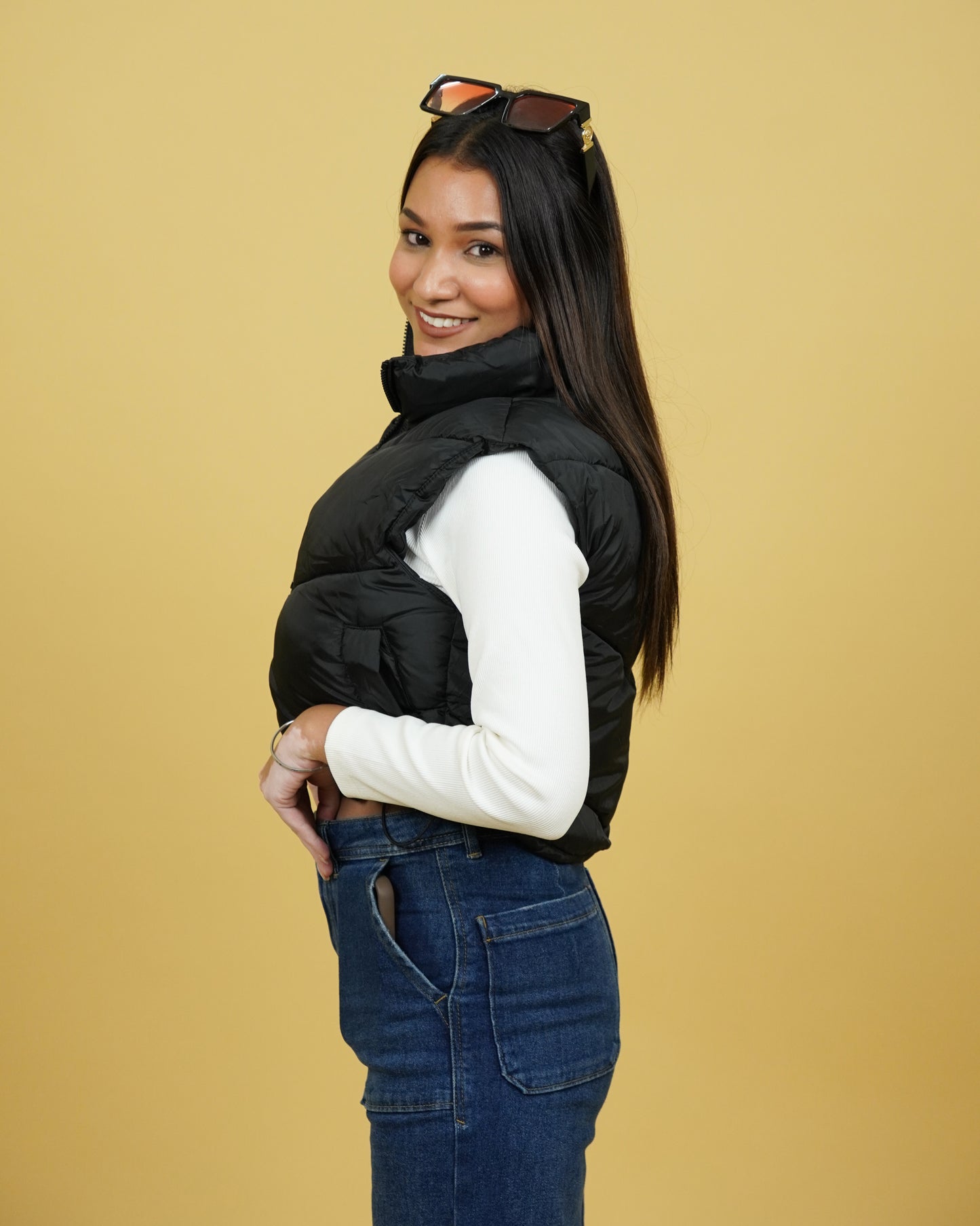 Women’s Black Sleeveless Puffer Jacket