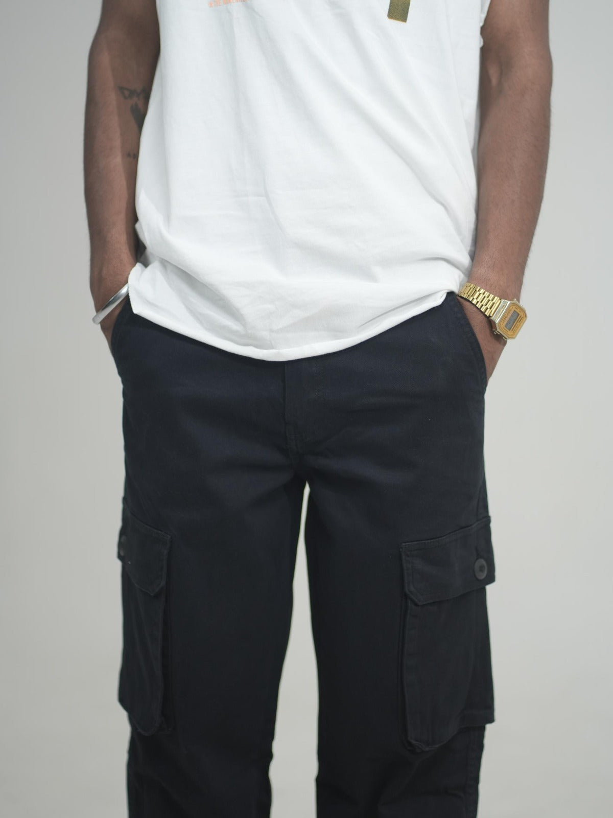 Men Black Cotton Lycra 6 Pocket Cargo Pants Pocket View