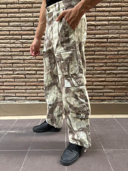 Men's 8 Pocket Realtree Camo Wide Leg Baggy Cargo Pants