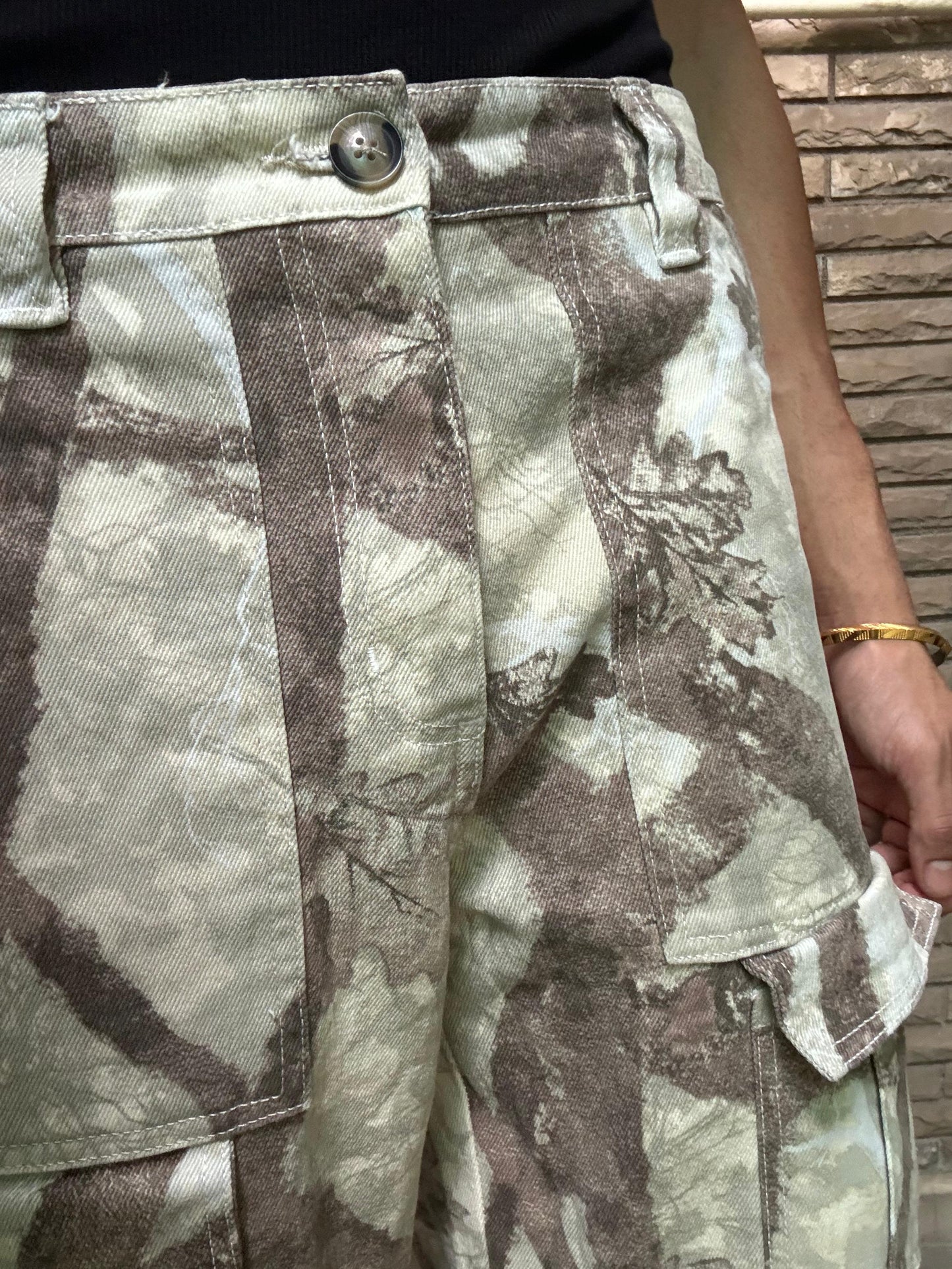 Men's 8 Pocket Realtree Camo Wide Leg Baggy Cargo Pants